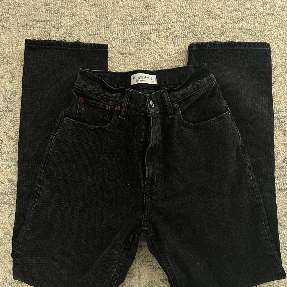 Abercrombie 90’s straight ultra high rise Jeans